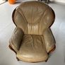 Leather couch and arm chairs Image 2
