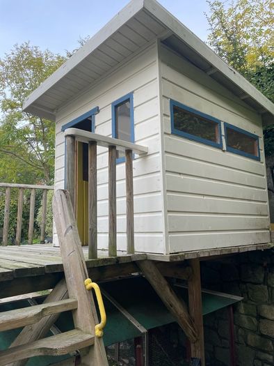 playhouse