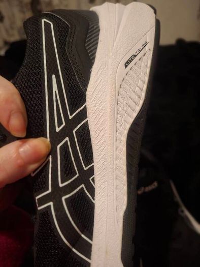 Asics GT-1000 Runners