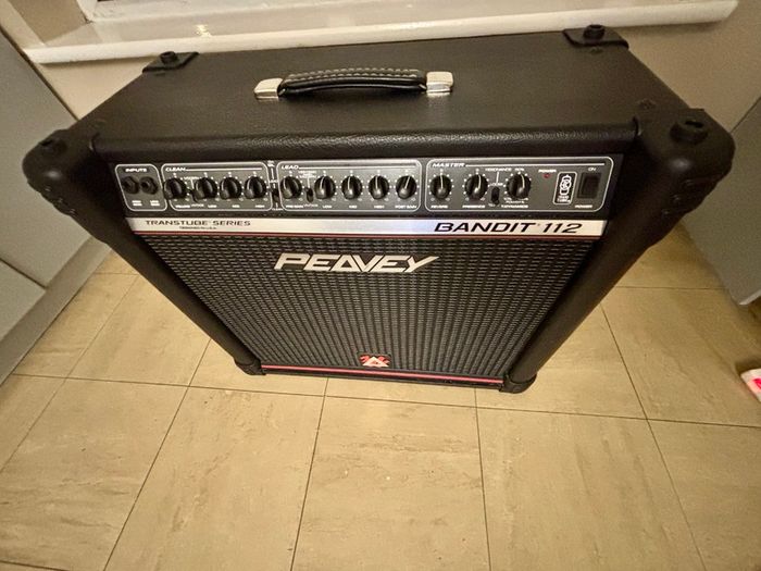 Peavey Bandit 112 Red Stripe 100W Guitar Amp + Footswitch