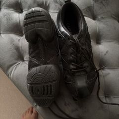 dance shoes
