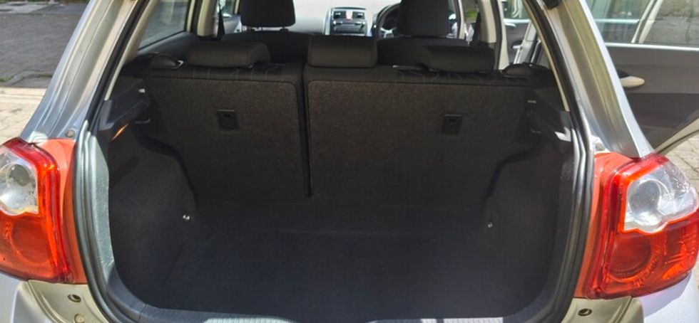 2011 Toyota Auris
