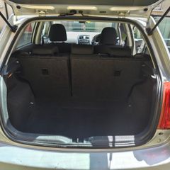 2011 Toyota Auris