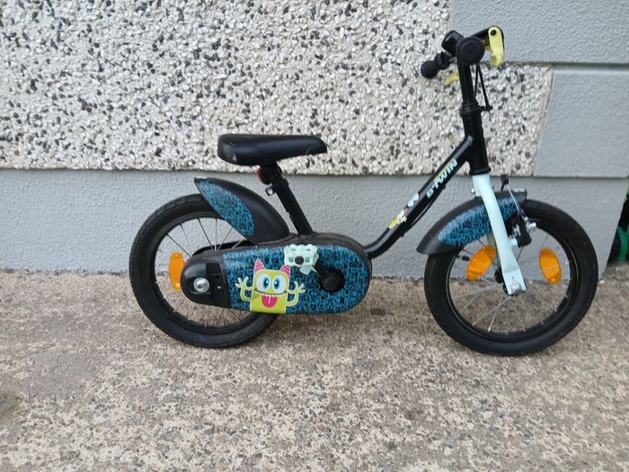 B-Twin kids bike - 14 inch