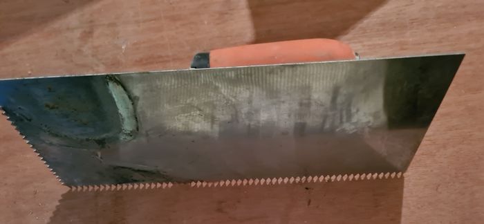 Dargan trowel