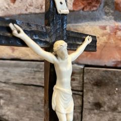 vintage holly cross