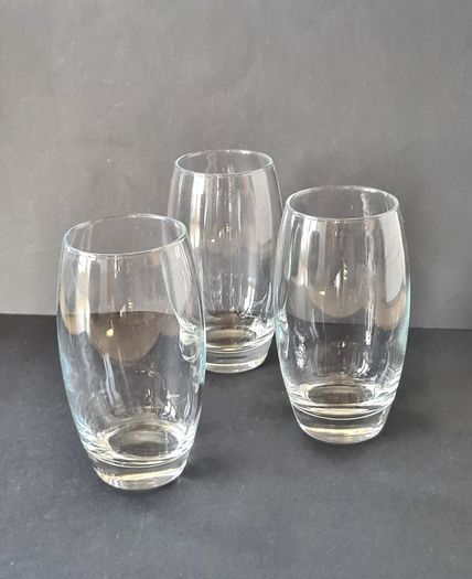Glass vase