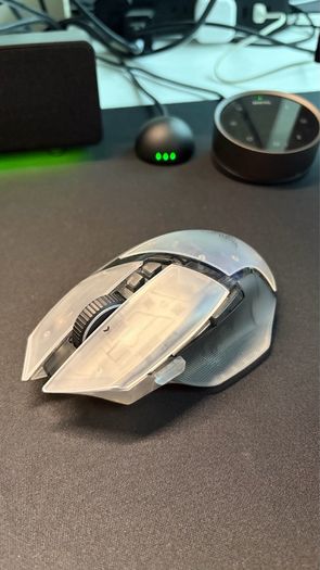 Razer Basilisk V3 Pro 35K Phantom White