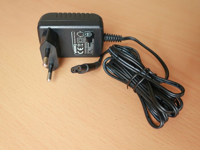 Mains Charger | Power Supply Adaptor | 2 pin, Figure 8