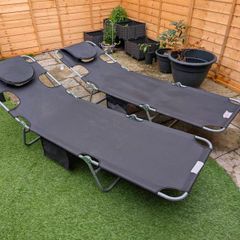 2x foldable sun loungers