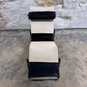 Authentic Cassina Lc4 Chaise -  Longue  Le Corbusier Jeanneret & Perriand (bauhaus Era Classic)