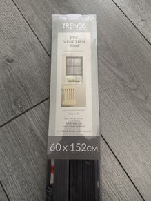 PVC Venetian Blind - Grey / 60cm x 152cm