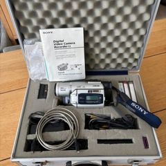 Sony Digital 8 Video Camera DCR-TRV420E