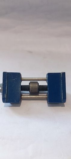 An Un-Branded Honing Guide