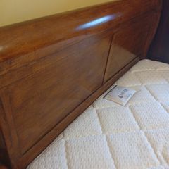 King-size Mahogany Sleigh Mahogany Bed