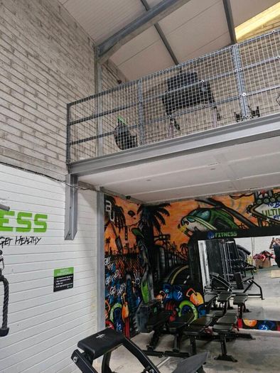 Mezzanine floor