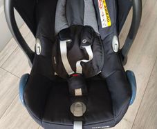 Newborn car seat and IsoFix