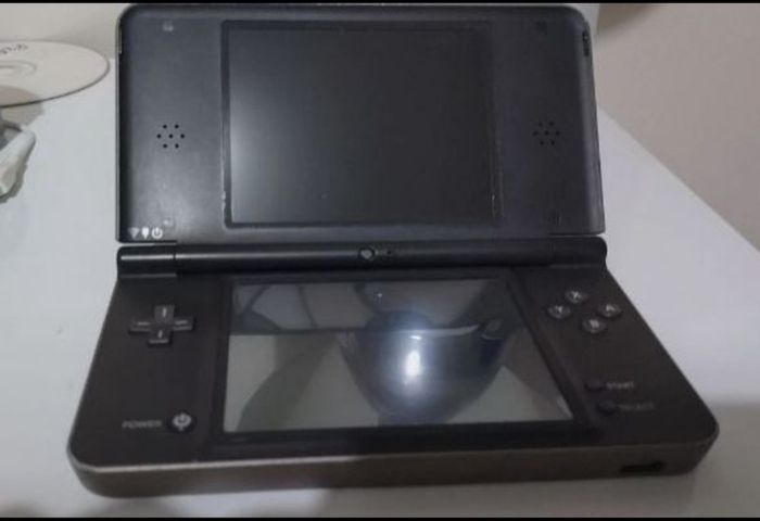 Consoles psp Nintendo dsi xl for parts repair