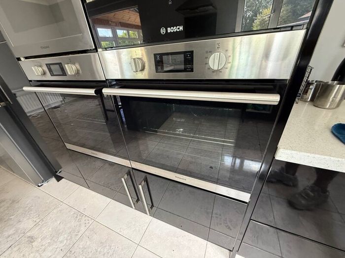 Kitchen units & appliances