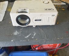Qkk Projector