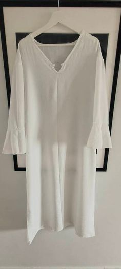 White maxi dress size L 14-16