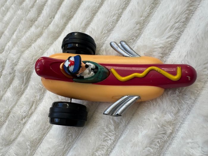 Disney Store Mickey Mouse Racers Disney The Roadster Racers Mickey's Hot Diggity Dogster Ricercar Racer Racing Hotdog approx. 11.5 cm length Used Please see photos