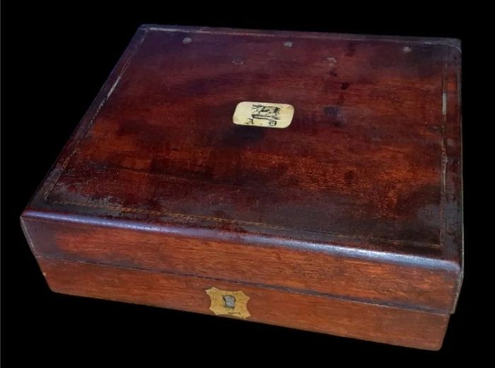 Antique Stately Home Wooden Crested Box