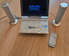 Panasonic DVD-LX9 portable DVD player