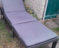 Sun lounger