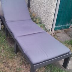 Sun lounger