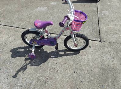 Girls bike