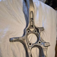 alfa romeo 159 aluminium hub upright