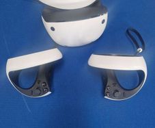 Ps vr2 headset and controllers set