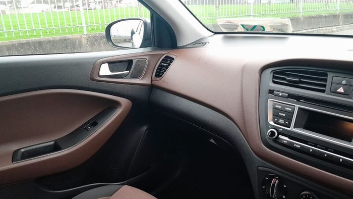 Hyundai I20 2015, Automatic, Deluxe, 1.4l Petrol