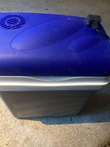 electric cooler box