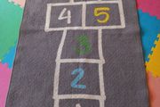 Child Hopscotch rug