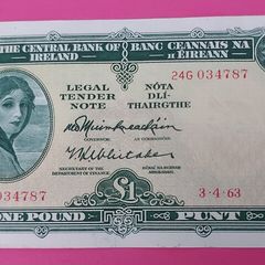 Irish 1963 Lady Lavery One pound banknote in uncirculated condition