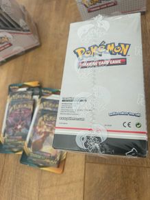 Pokemon Darkness Ablaze blister packs