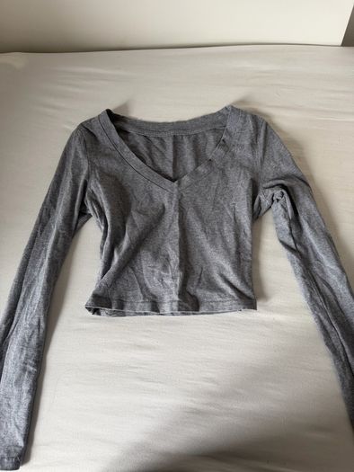 Gray top