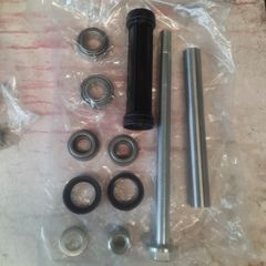 Citroen C5 rear radius arm repair kit x2