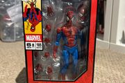 Mafex No.185 Spider-man Classic Costume Marvel