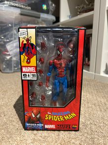 Mafex No.185 Spider-man Classic Costume Marvel