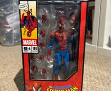 Mafex No.185 Spider-man Classic Costume Marvel