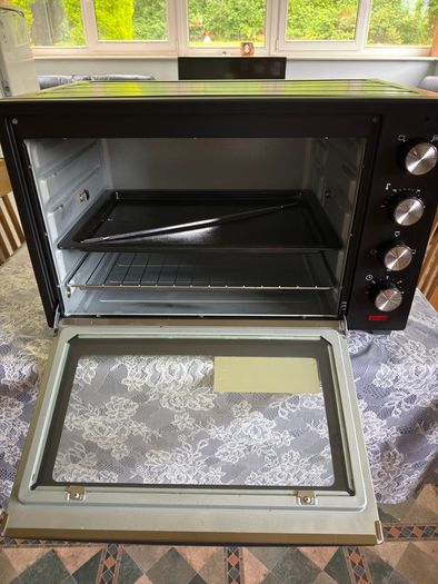 Portable 60 Liter electric oven with rotisserie all equipment