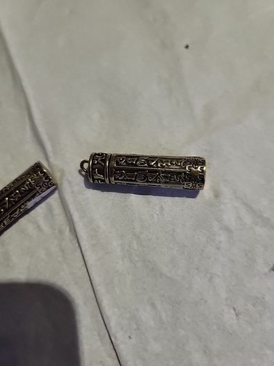 Mantra pendants