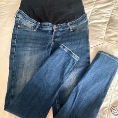 Maternity jeans