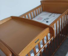 Mama and Papas cot 70x140