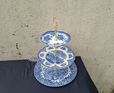 By post only homemade blue cake stand