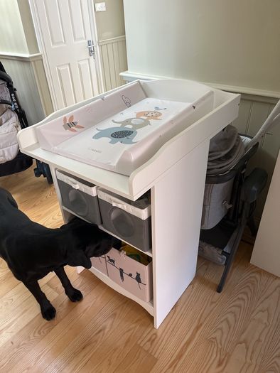 baby changing unit