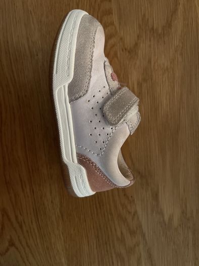 Clarks Fawn Hero toddler shoes size 5G